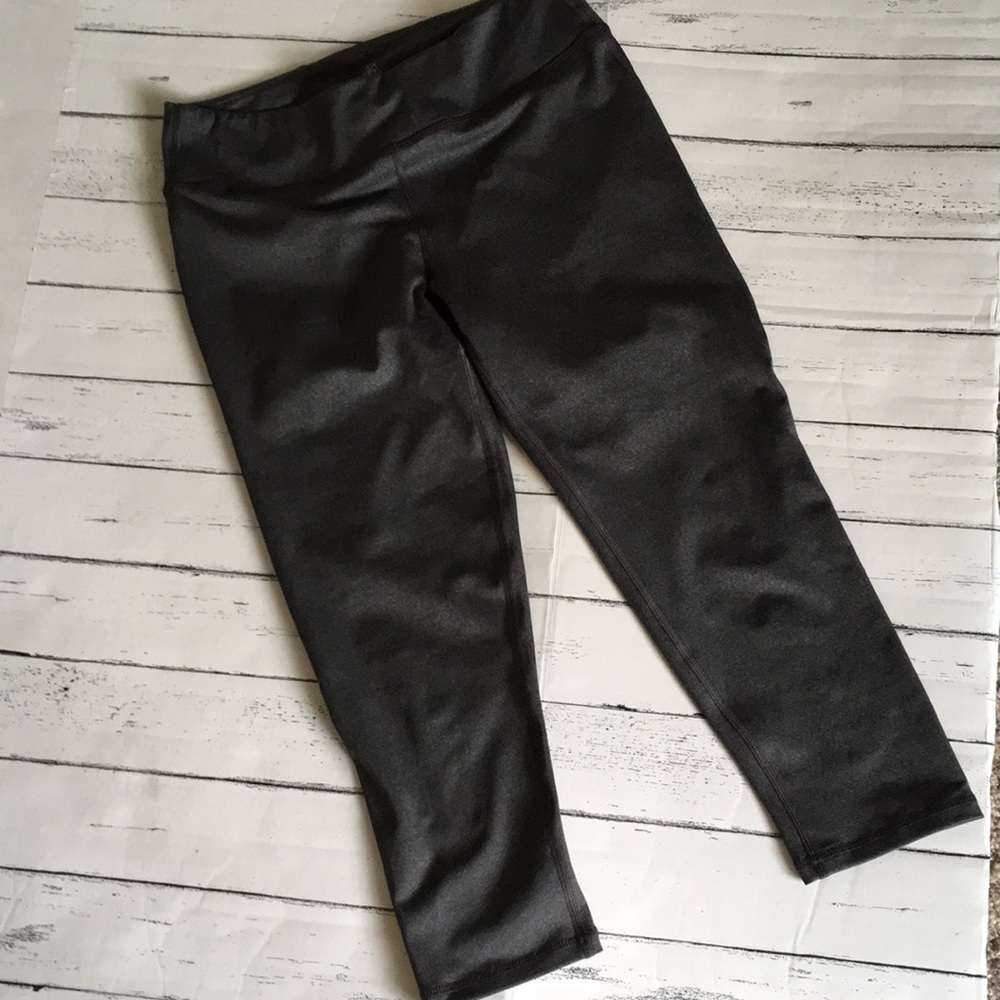 GAIAM | capris